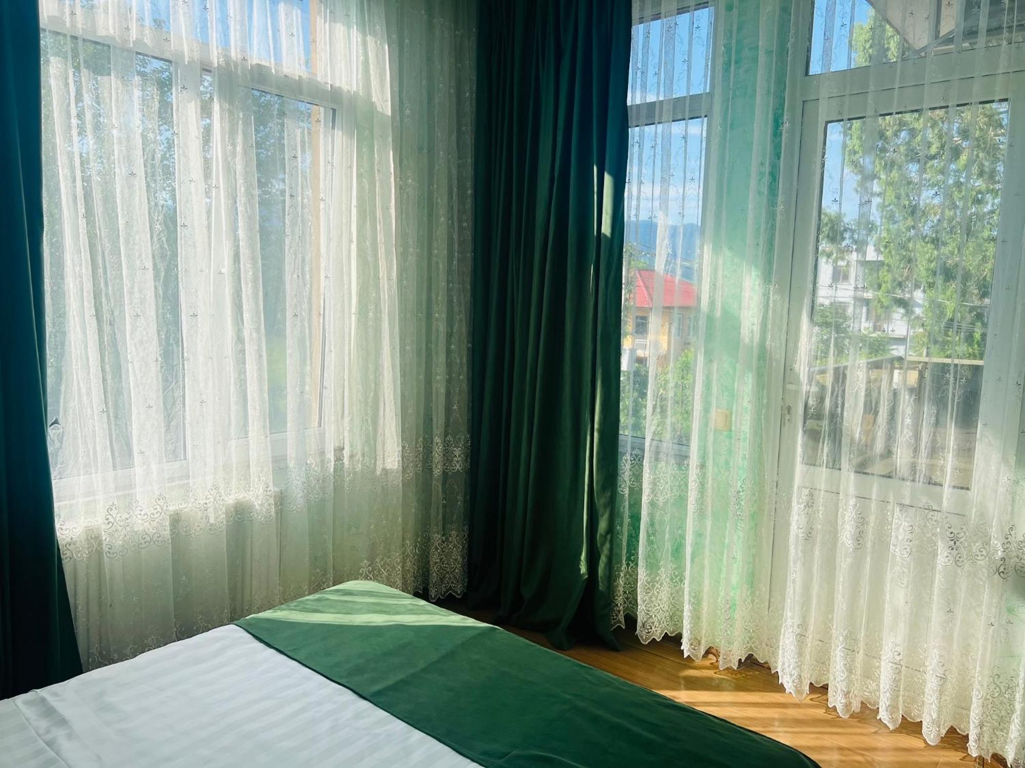 Apartments Nita 바투미 외부 사진